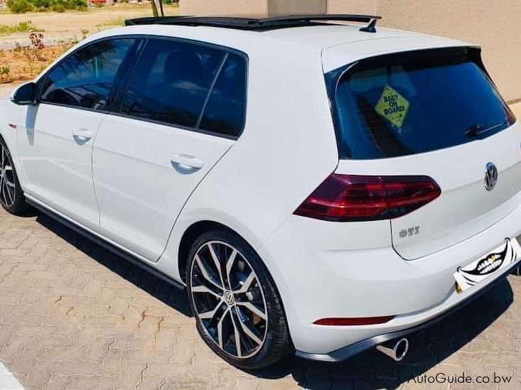 Volkswagen golf gti in Botswana