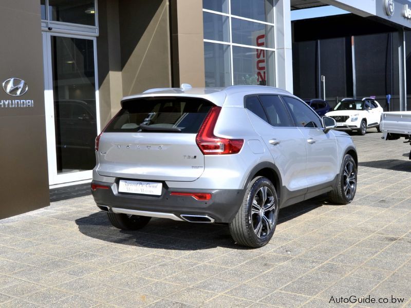 Volvo XC40 T5 in Botswana