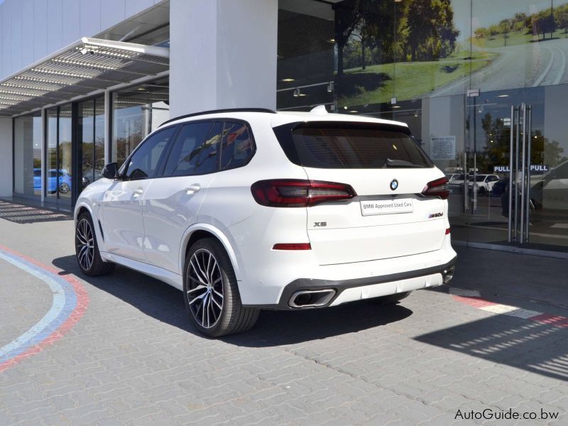 BMW X5 M50d in Botswana