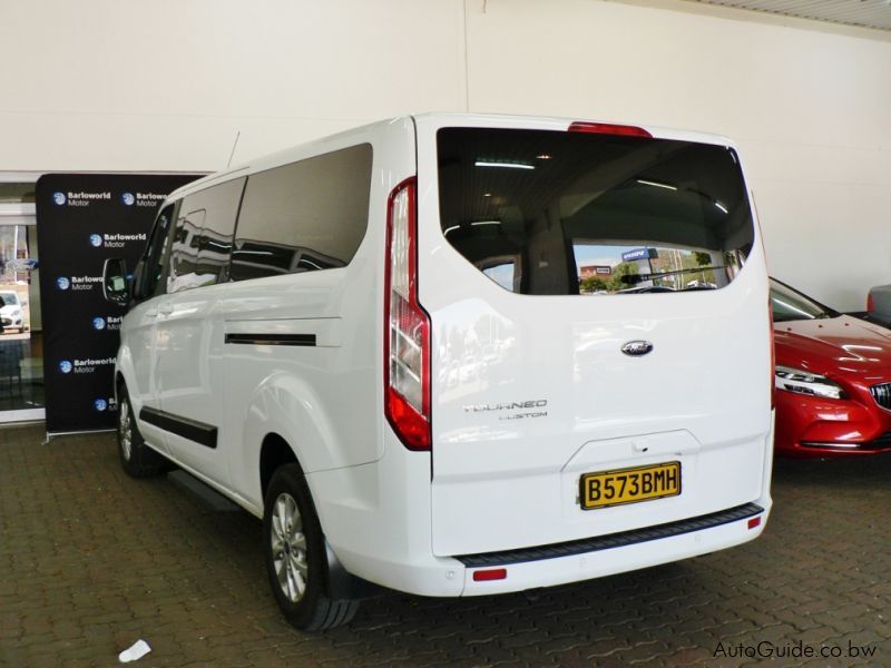 Ford Tourneo Custom in Botswana