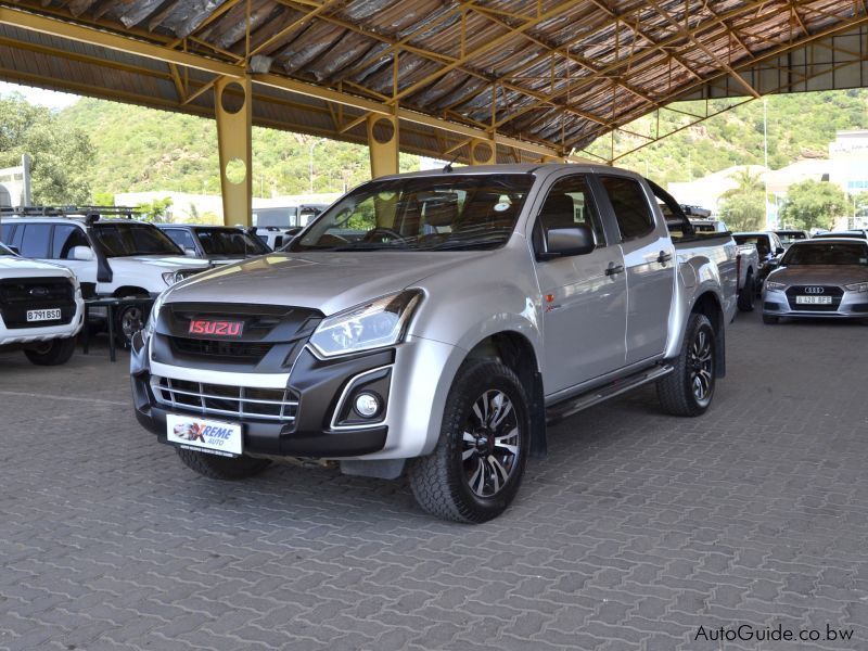 Isuzu KB250 X-Rider in Botswana