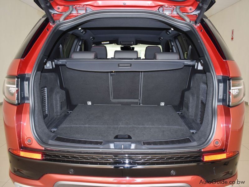 Land Rover Discovery Sport D180 SE in Botswana
