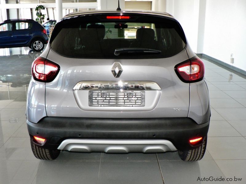 Renault Captur TCe in Botswana