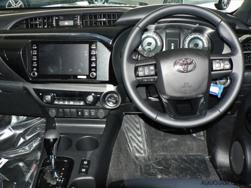 Toyota Hilux 2,8 GD6 Legend 50 4x4 in Botswana