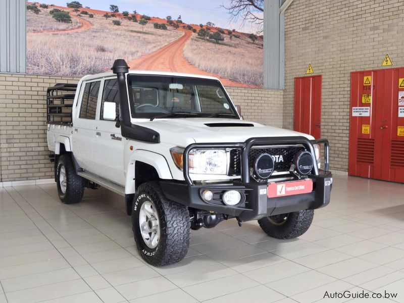 Toyota Land Cruiser Namib Edition V8 in Botswana
