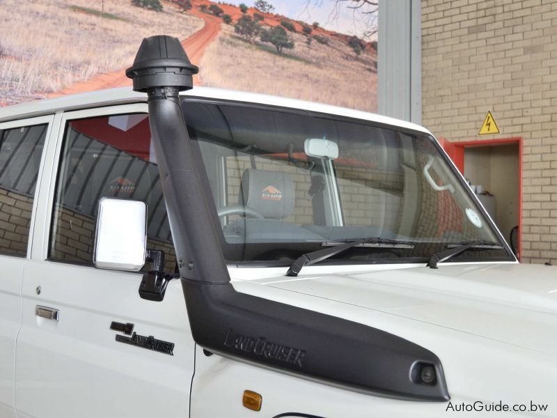 Toyota Land Cruiser Namib Edition V8 in Botswana