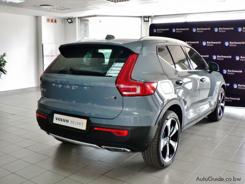 Volvo XC40 D4 Inscription in Botswana