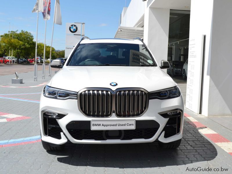 BMW X7 M50D in Botswana