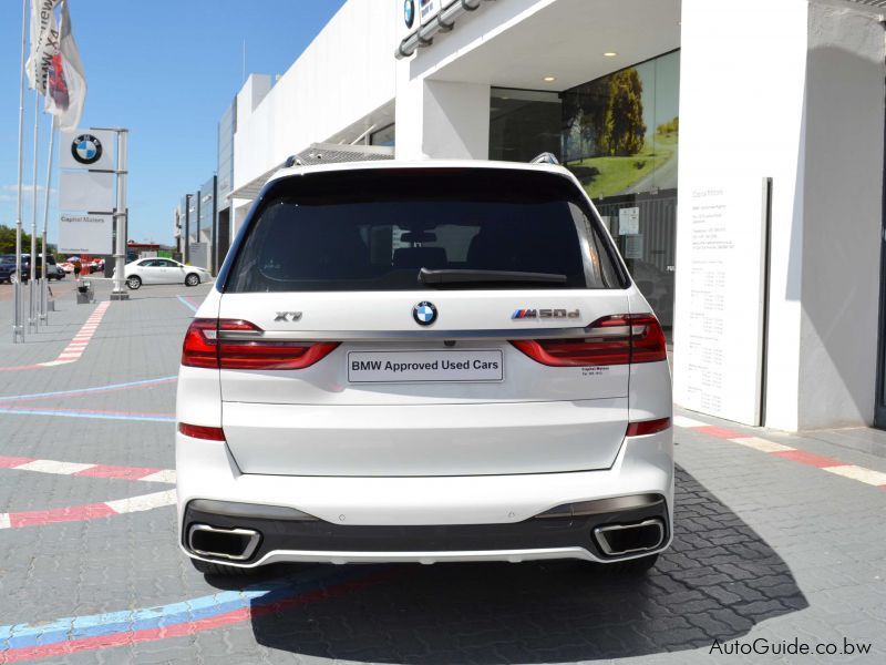 BMW X7 M50D in Botswana