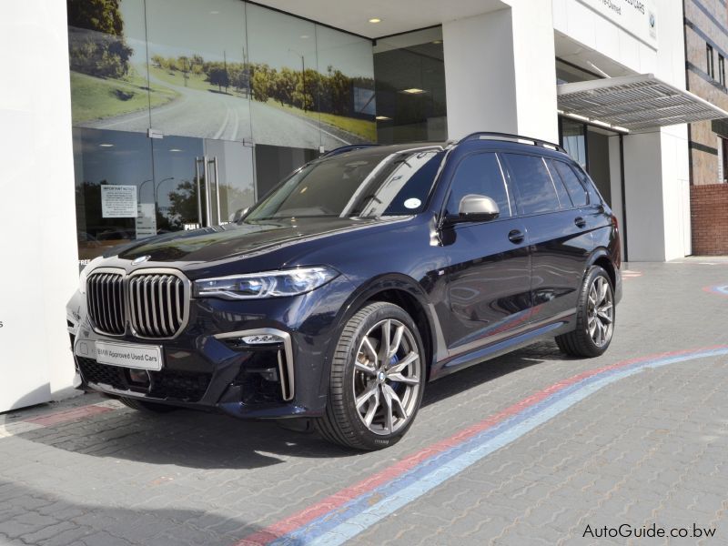 BMW X7 M50i in Botswana