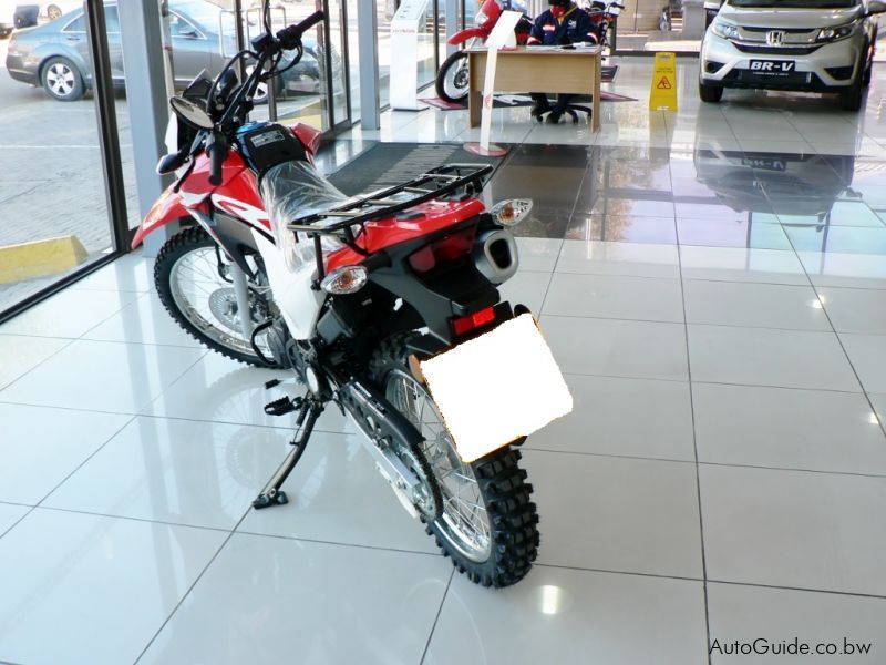 Honda XR190 On & Offroad in Botswana