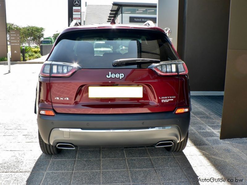 Jeep Cherokee Limited AWD in Botswana