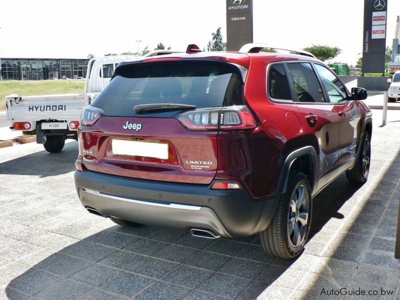 Jeep Cherokee Limited AWD in Botswana