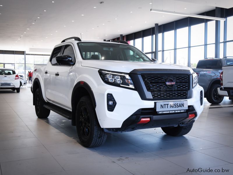 Nissan Navara DDTi Pro-2x in Botswana