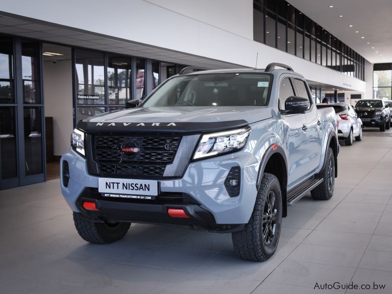 Nissan Navara Pro 4X in Botswana