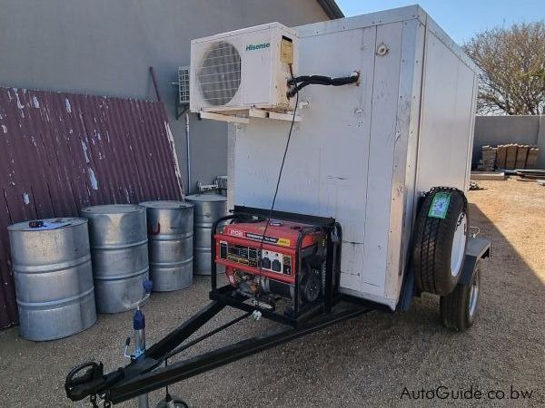 SELF MADE USED MOBLIE COLDROOM FREEZER in Botswana