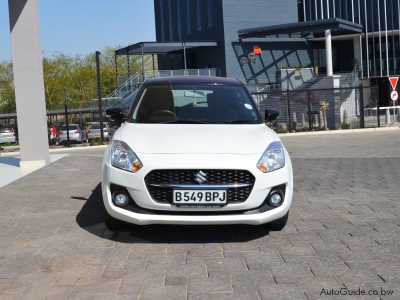 Suzuki Swift GL AMT in Botswana