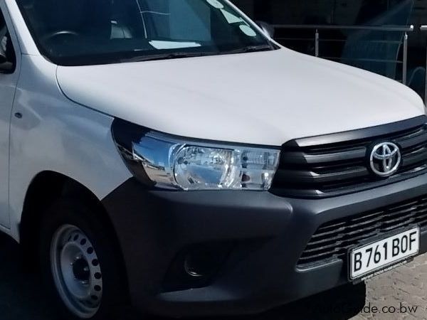 Toyota Hilux 2.0 VVTi in Botswana