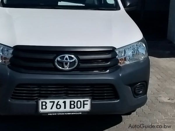 Toyota Hilux 2.0 VVTi in Botswana