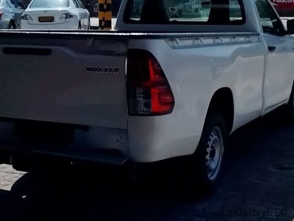 Toyota Hilux 2.0 VVTi in Botswana