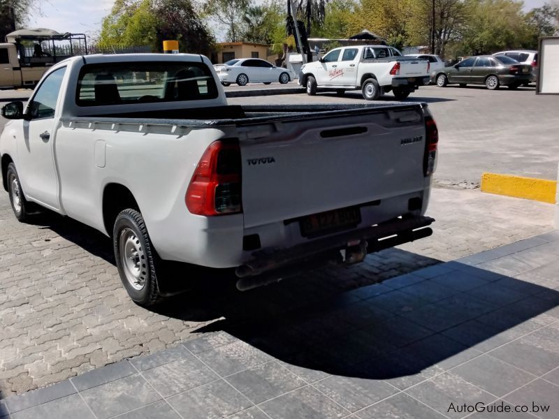 Toyota Hilux 2.0 VVTi in Botswana