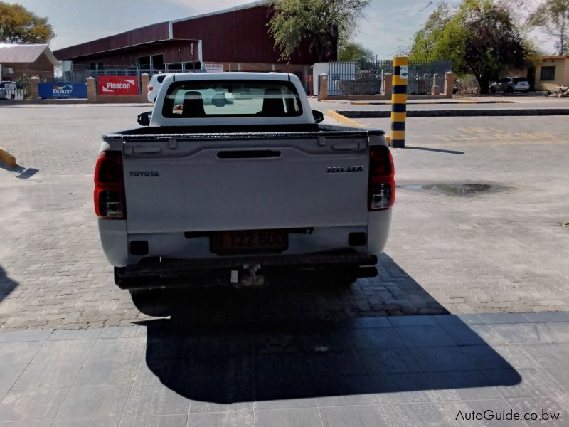 Toyota Hilux 2.0 VVTi in Botswana