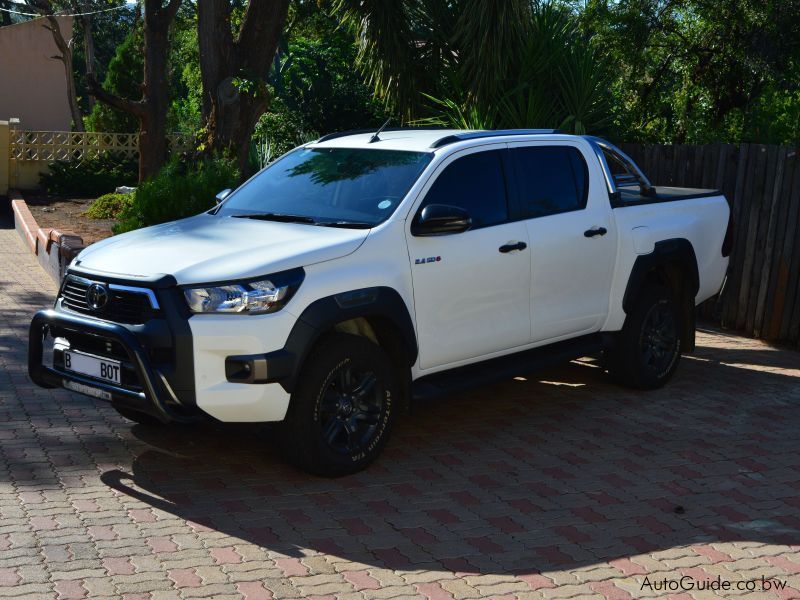 Toyota Hilux 2.4 Raider GD6 in Botswana