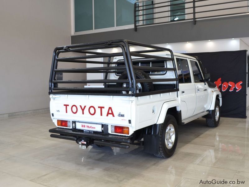 Toyota Land Cruiser V6 in Botswana