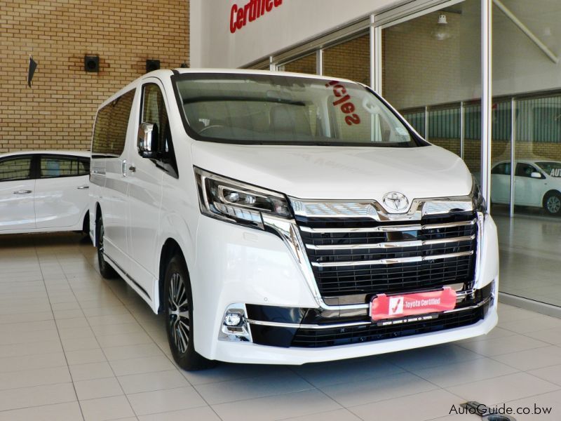 Toyota Quantum GD 6 VX - 9 Seater in Botswana