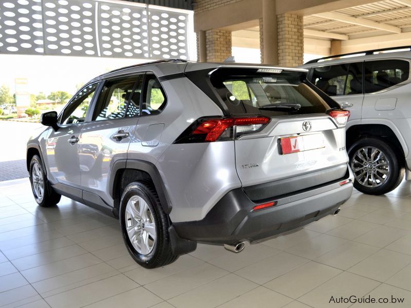 Toyota Rav4 in Botswana