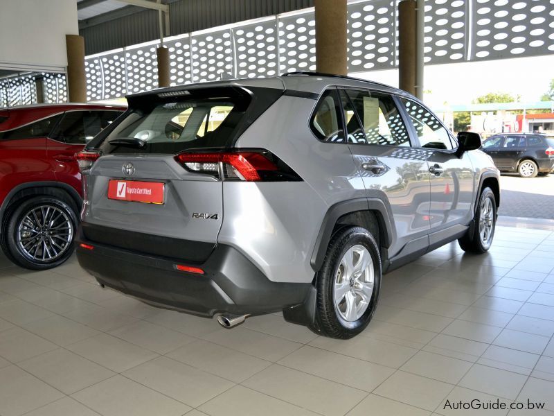 Toyota Rav4 in Botswana