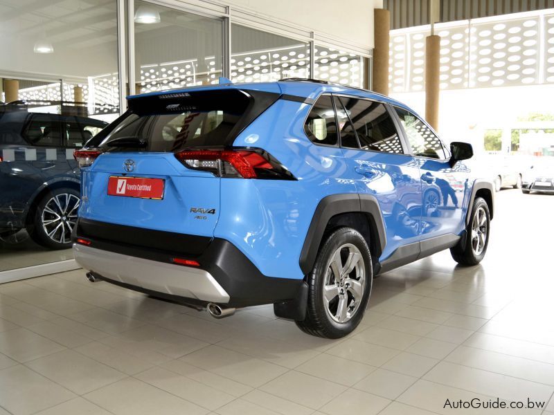 Toyota Rav4 GX-R in Botswana