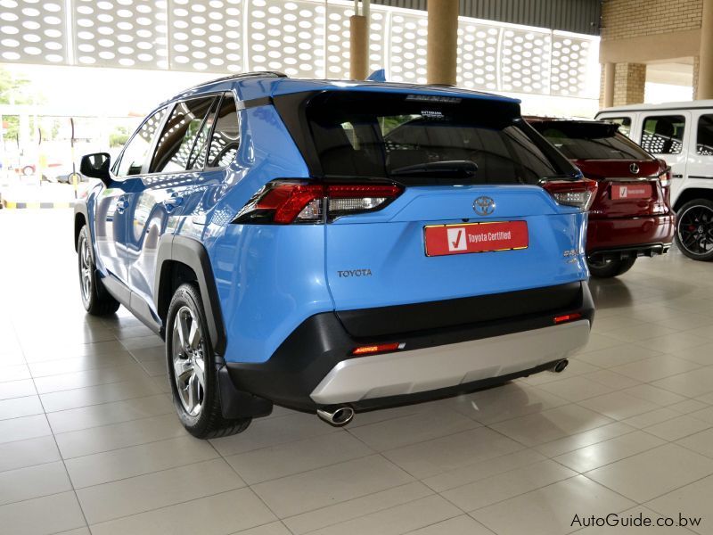 Toyota Rav4 GX-R in Botswana