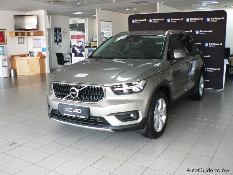 Volvo XC40 D4 Momentum in Botswana