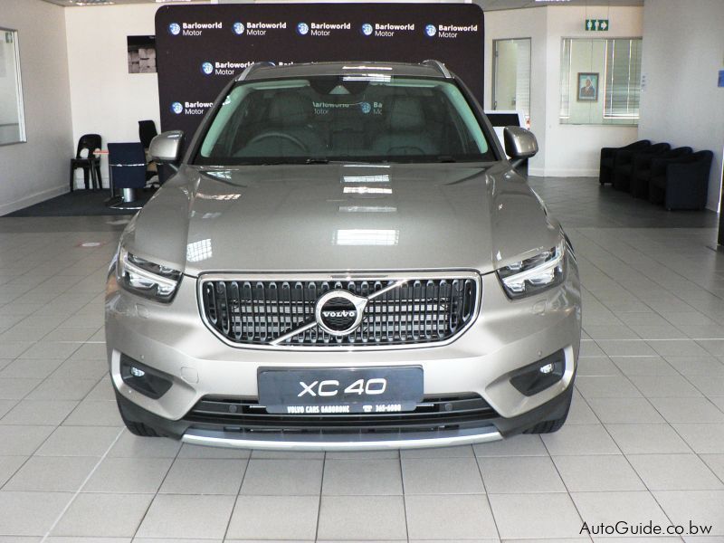 Volvo XC40 D4 Momentum in Botswana