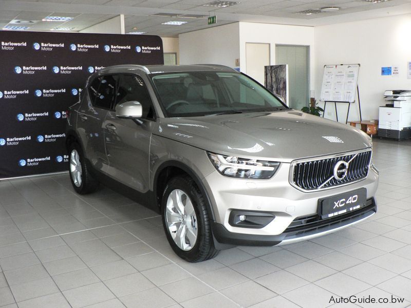 Volvo XC40 D4 Momentum in Botswana