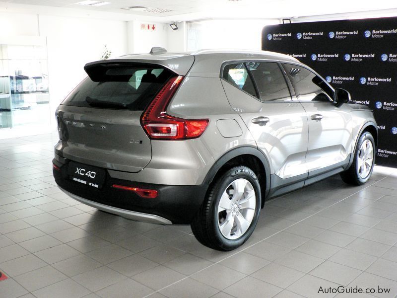 Volvo XC40 D4 Momentum in Botswana