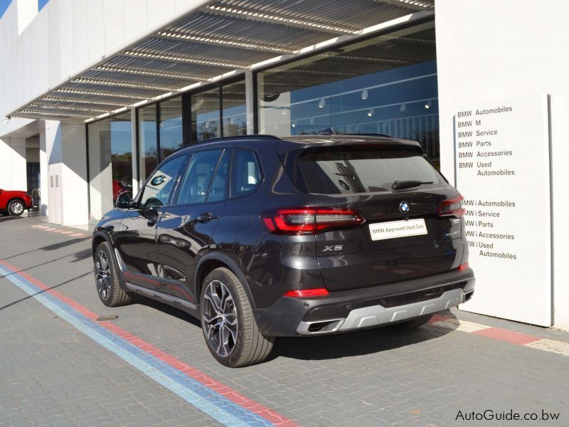 BMW X5 30d in Botswana