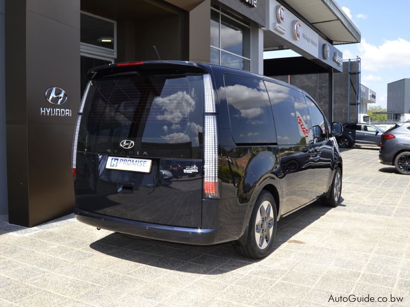 Hyundai Staria Elite 9 Seater in Botswana