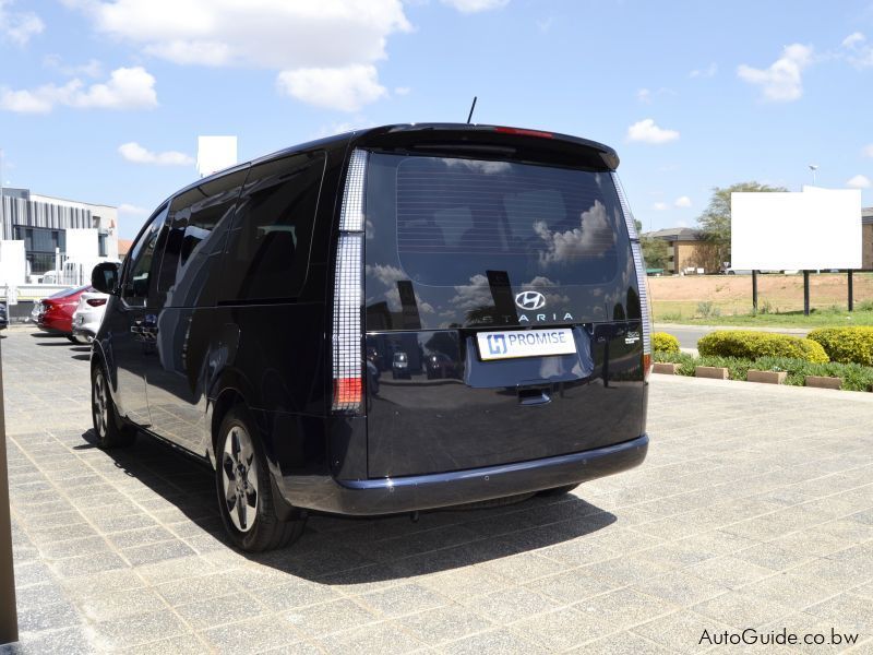 Hyundai Staria Elite 9 Seater in Botswana