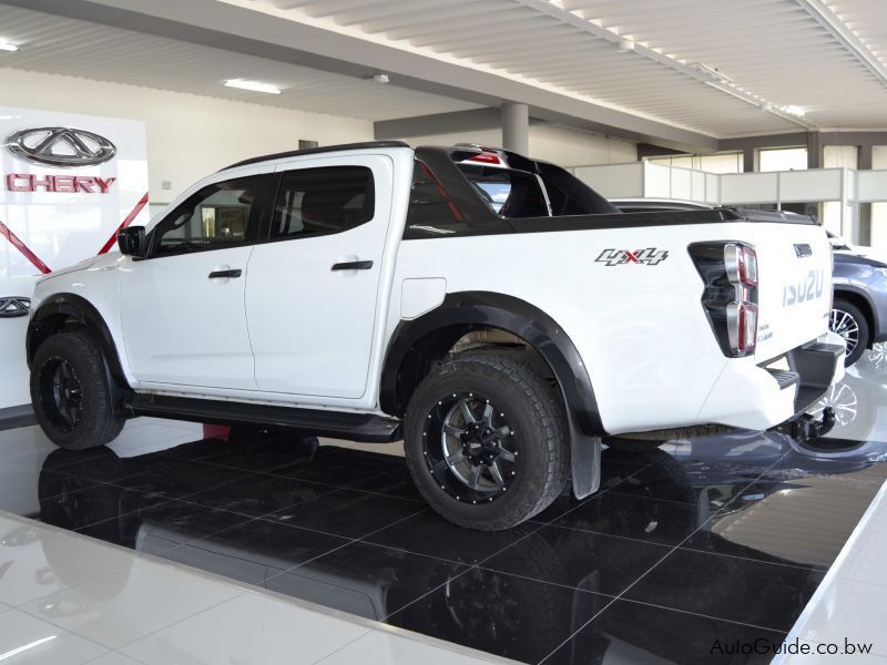 Isuzu D-Max V-Cross 3.0 TD in Botswana