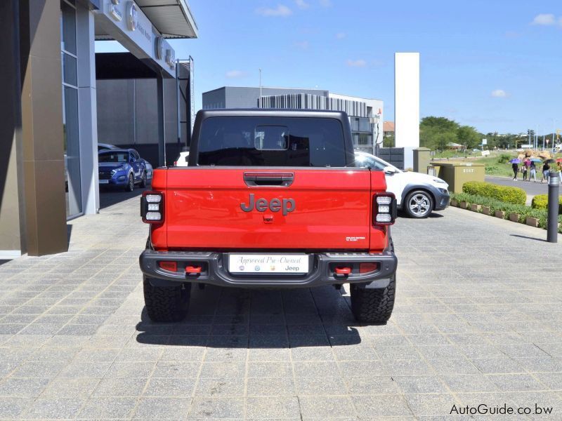 Jeep Gladiator Rubicon in Botswana