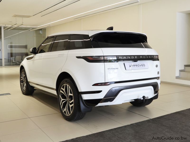 Land Rover Range Rover Evoque in Botswana