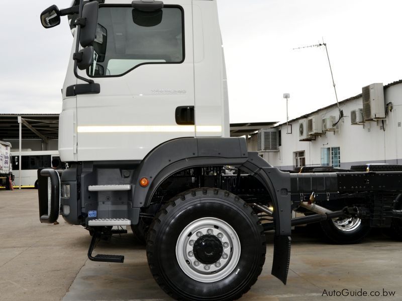 MAN TGM 18.240 (4x4) in Botswana