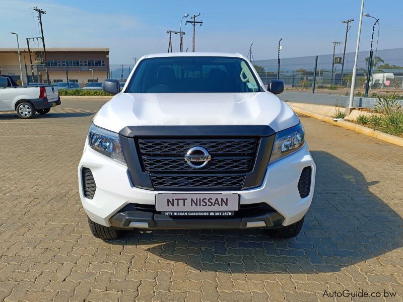 Nissan Navara XE D/Cab in Botswana