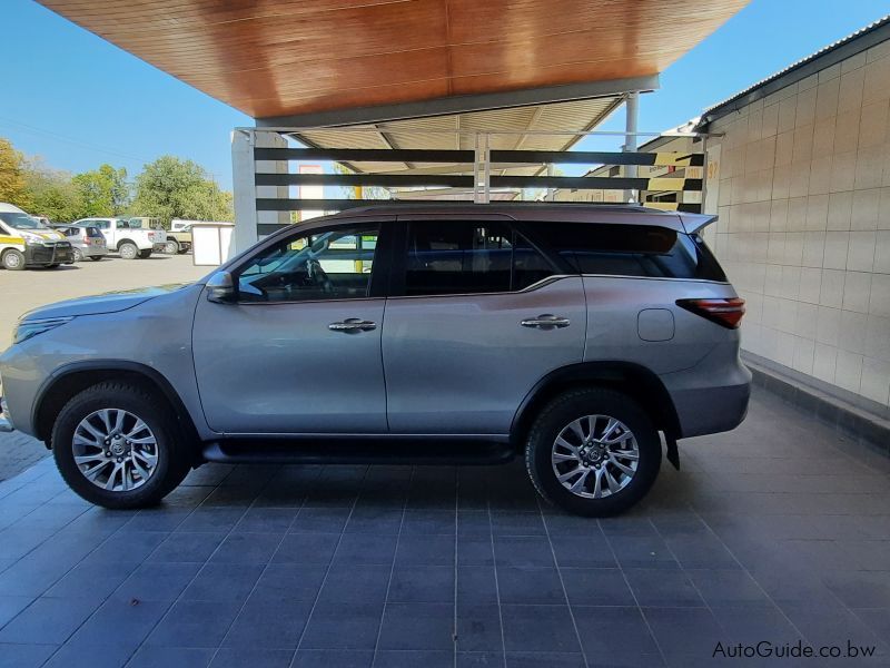 Toyota Fortuner 2.8 VX AT  in Botswana