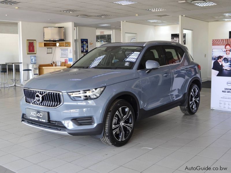 Volvo XC40 T4 Inscription in Botswana