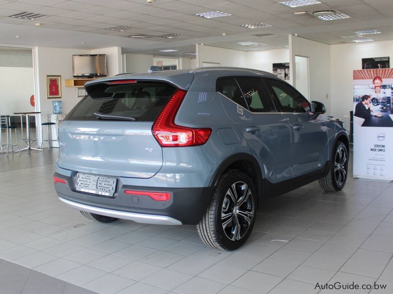 Volvo XC40 T4 Inscription in Botswana