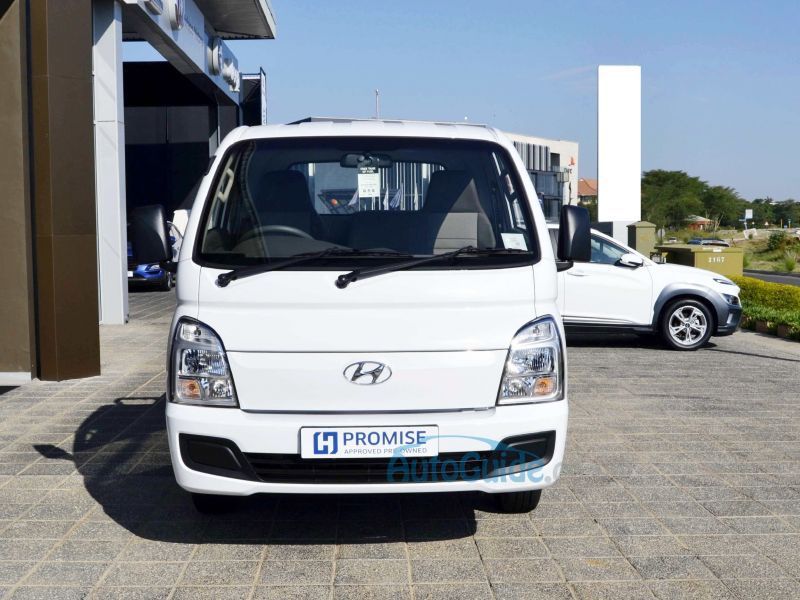 Hyundai H100 Bakkie Drop Side in Botswana