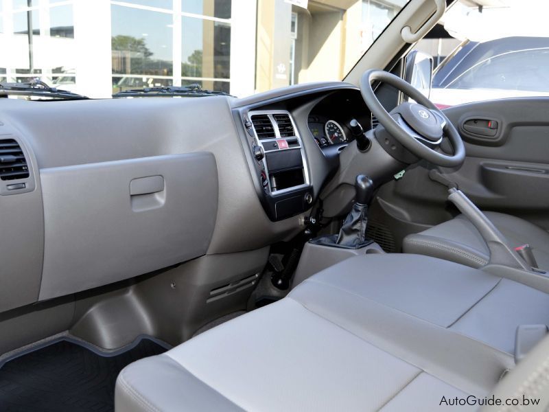 Hyundai H100 Bakkie Drop Side in Botswana